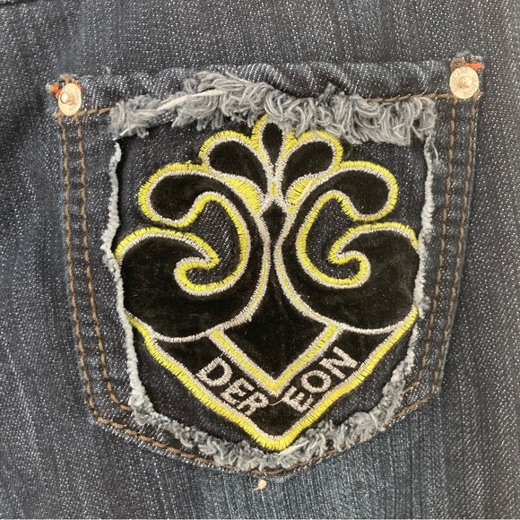 Dereon Bedazzled Distressed Patched Skinny Jeans, Size 5/6 - Picture 6 of 7